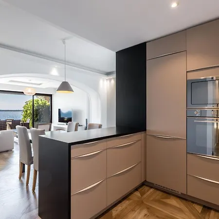 Appartement Adriana By Terry's Homes Waterfront Seaview Cannes